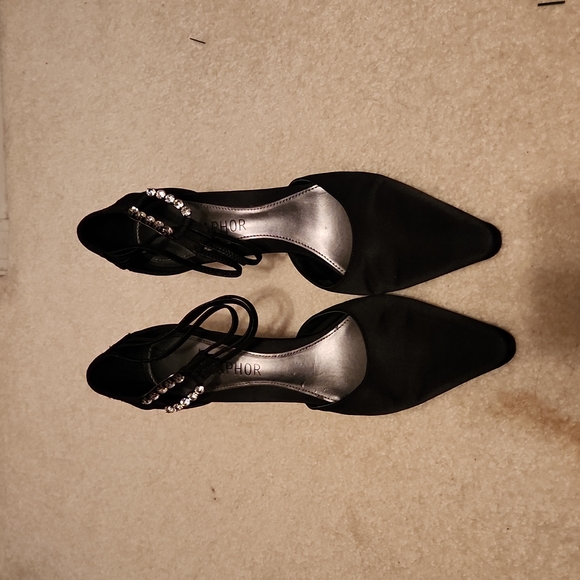 High heeled shoes - Picture 1 of 2